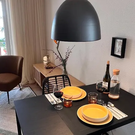 Arriba Stijlvol Met Zwembad En Tuin 科尼尔-德拉弗龙特拉