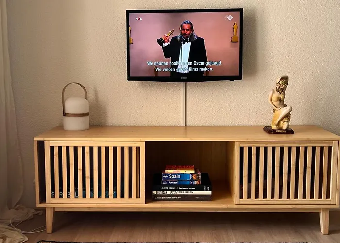 Arriba Stijlvol Met Zwembad En Tuin 아파트 콘일데라프론테라