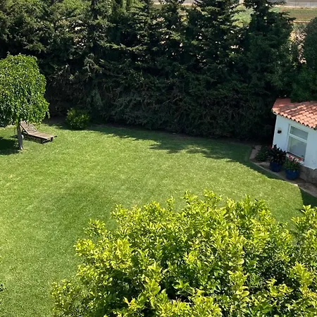 Arriba Stijlvol Met Zwembad En Tuin *