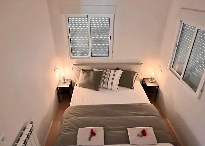 Arriba Stijlvol Met Zwembad En Tuin Apartment