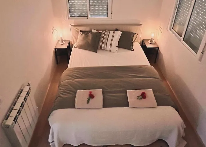 Arriba Stijlvol Met Zwembad En Tuin * Кониль-де-ла-Фронтера