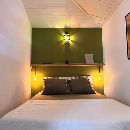 Arriba Stijlvol Met Zwembad En Tuin